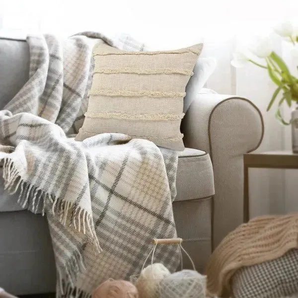 Birch Overtufted Solid  LR07510 Throw Pillow