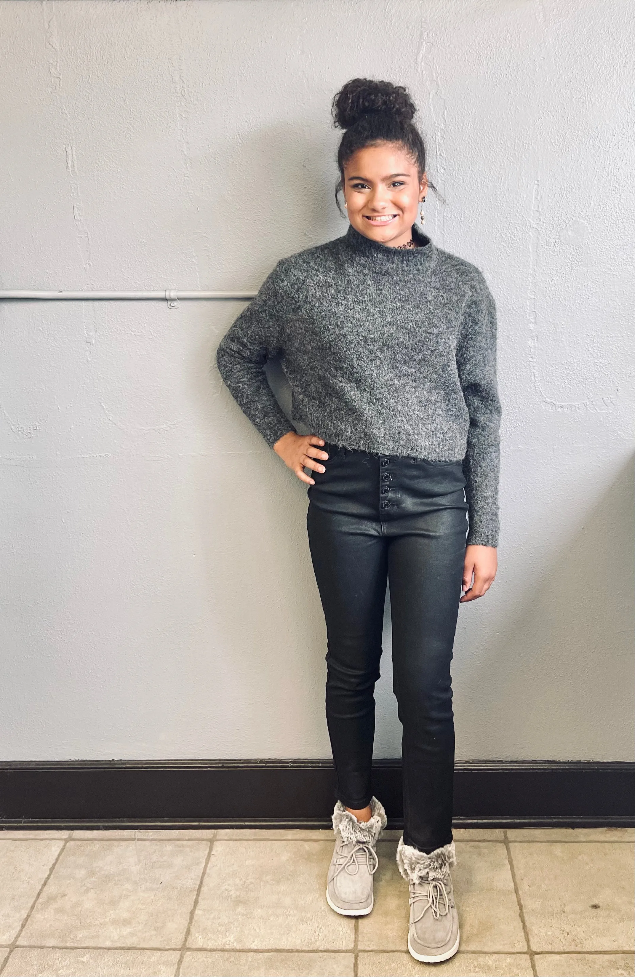 CALISON- Loose Mock Neck Pullover Sweater