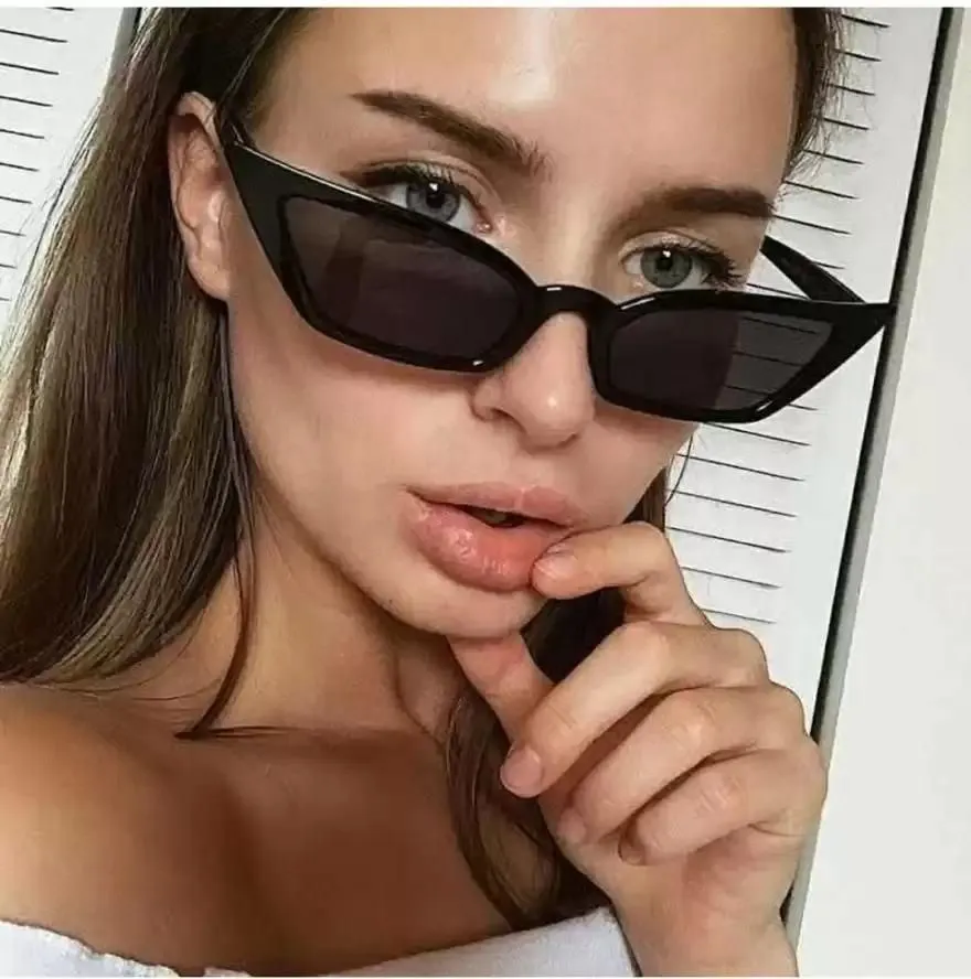 Cat-Eye Elegance: UV-Protected Sunglasses for Stylish Eye Shielding