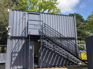 Staircase with Landing for Containers Stacking and Anti Vandal Cabins - Refurbished |No S13R