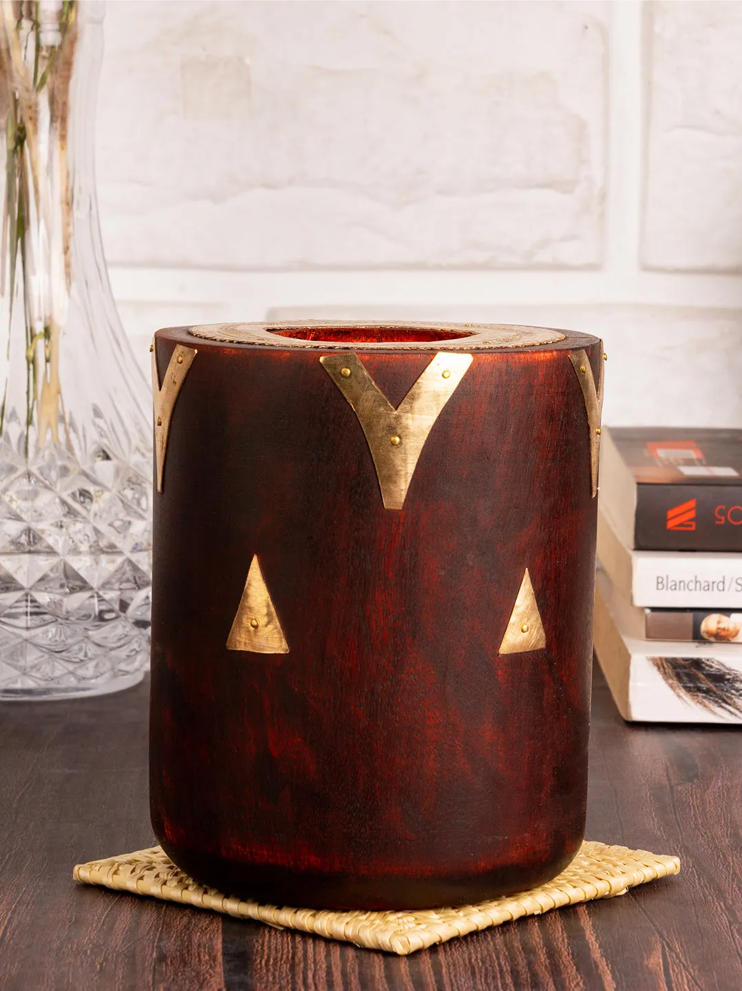 Suri Table Top Candle Holder