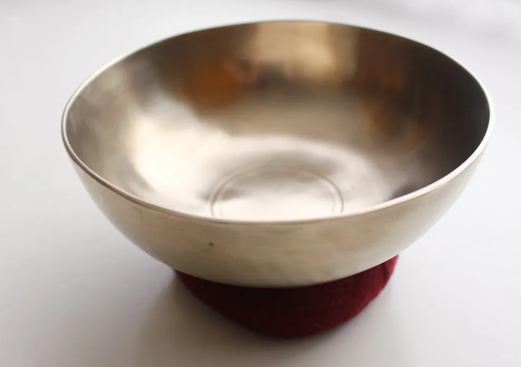 Tibetan Healing Zen Singing Bowl 7"/19.9 cm with Cushion and Mallet Note # F