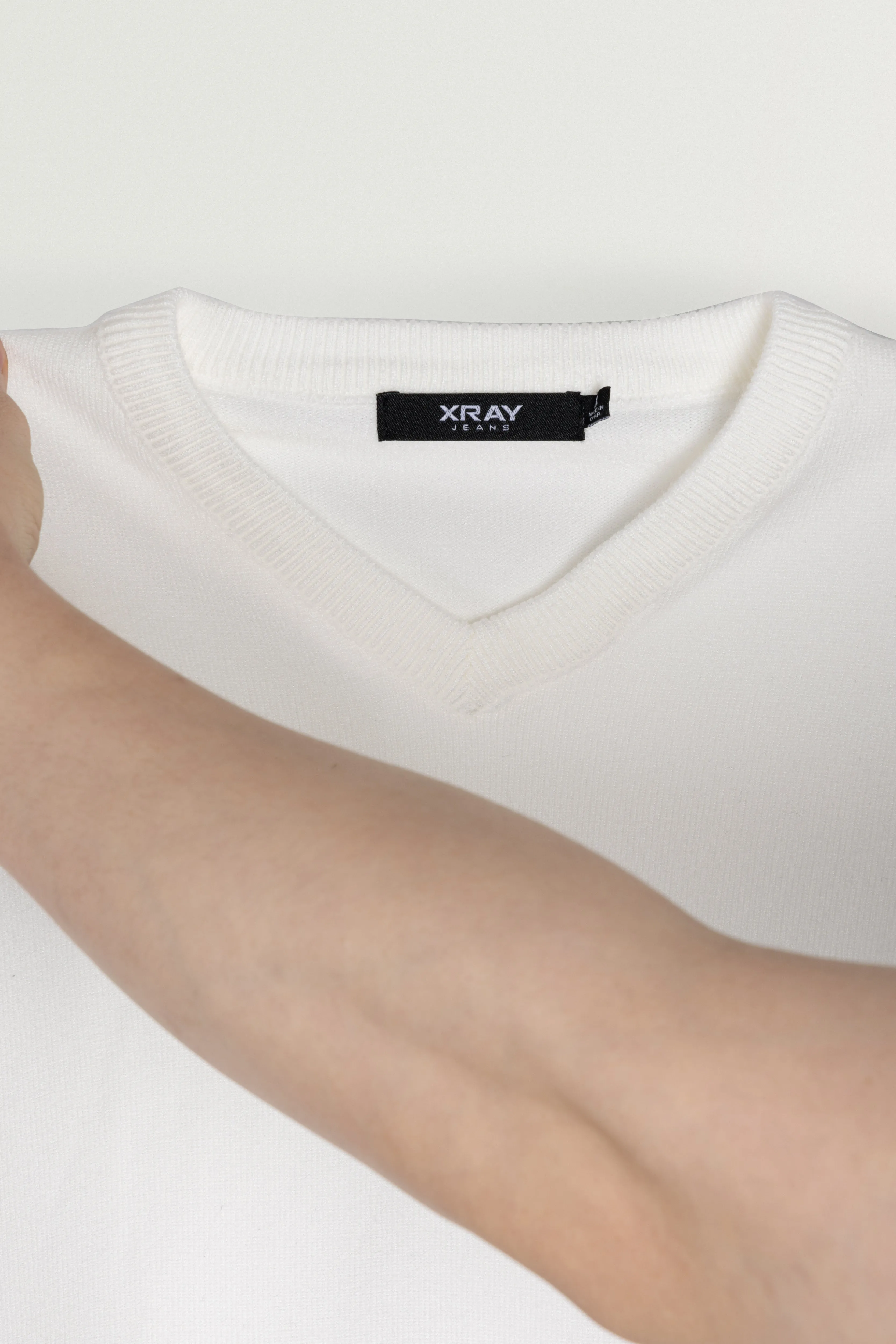 X RAY Boys and Kids Soft Slim Fit Middleweight Pullover Sweaters Basic V-Neck Sweater